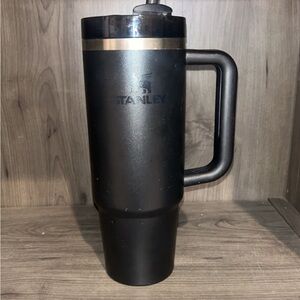 Black Stanley cup, 40 oz